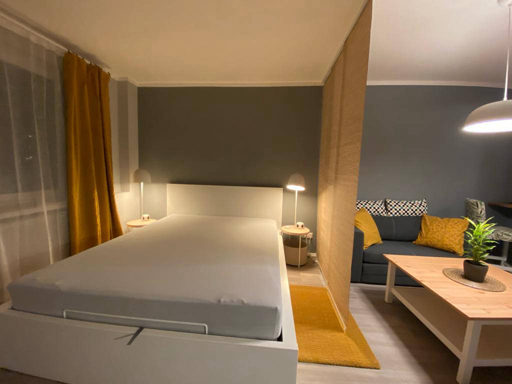 Bett 160 x 200 - Check